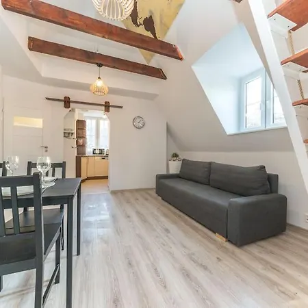 Apartment Hello Sw Ducha Loft For 6 Guests