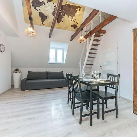 Apartment Hello Sw Ducha Loft For 6 Guests *